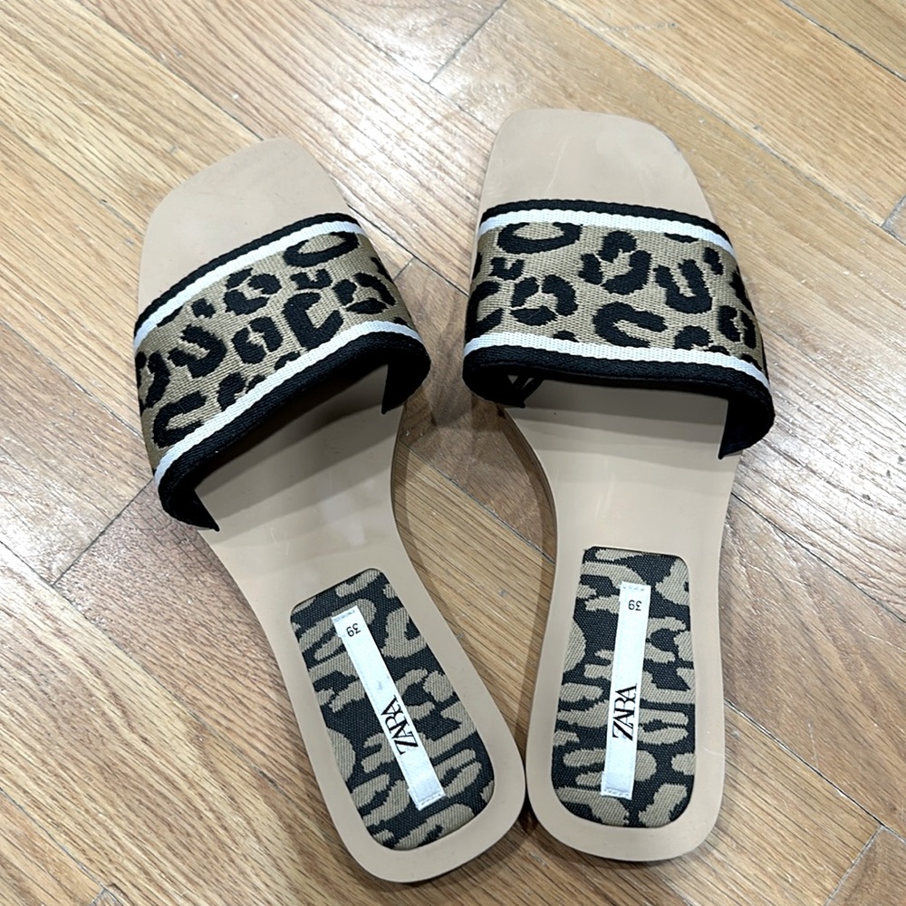 Zara leopard print flats